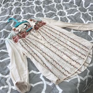 Akemi + Kin Embroidered Button Down Shirt US Size 0